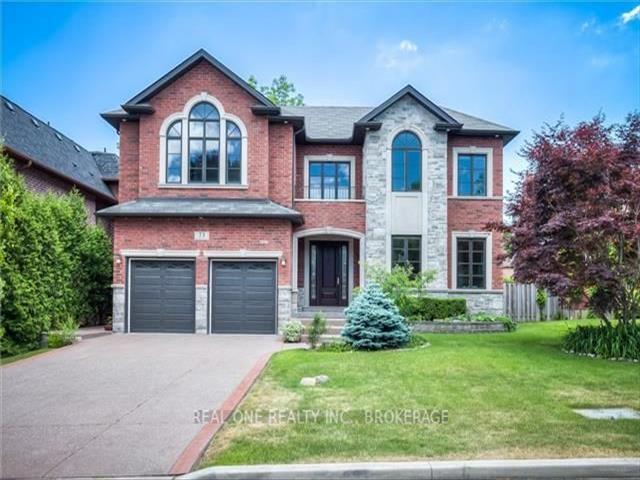 73 Aldershot Cres