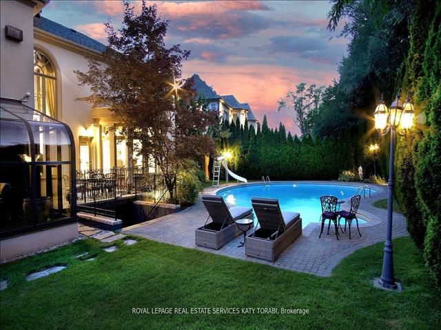 40 Berkindale Dr