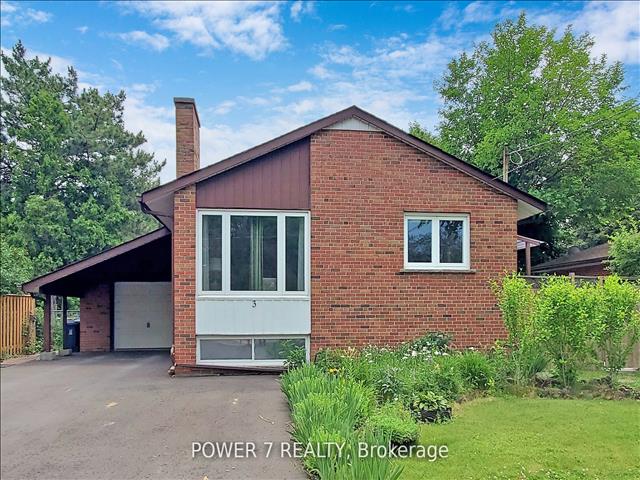 3 Fleetwell Crt S