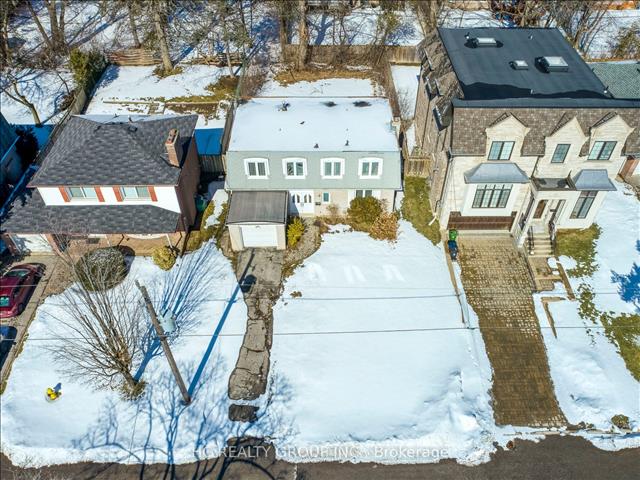 10 Waring Crt
