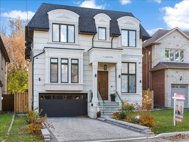 31 Lurgan Dr