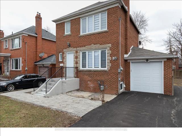 55 Raeburn Ave