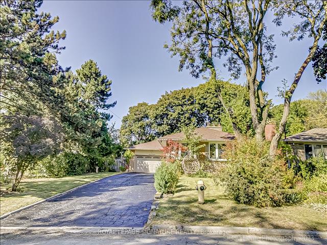 8 Wycliffe Cres