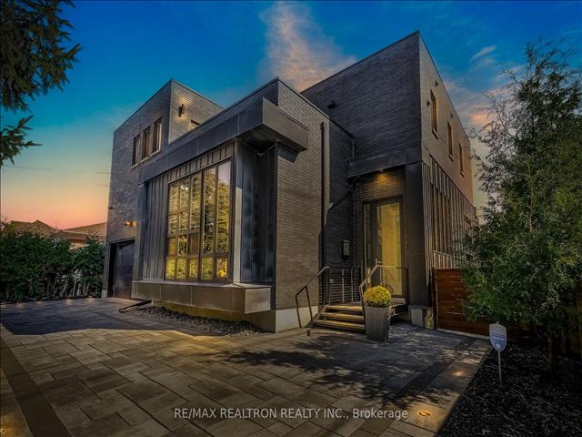 87 Otonabee Ave