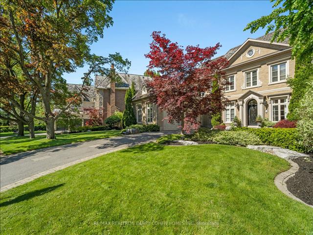 24 Lauderdale Dr