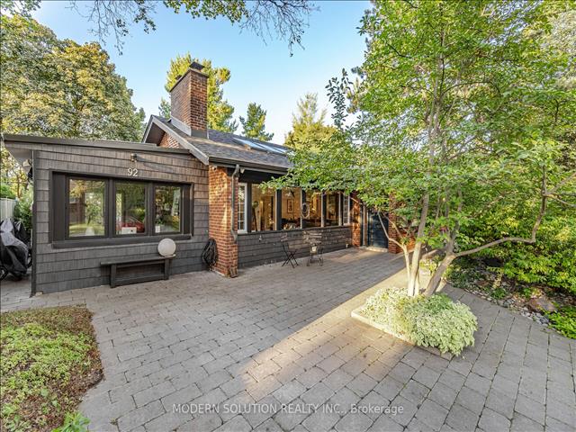 92 Cottonwood Dr