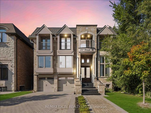 212 Harlandale Ave