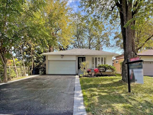 1041 Lillian St