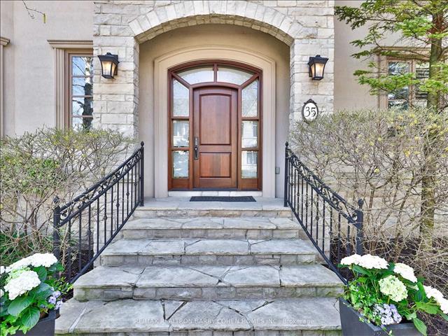 35 York Rd