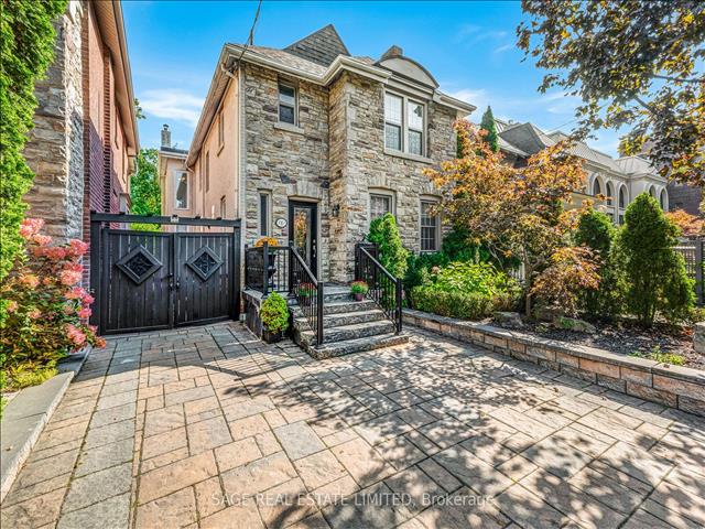 481 Spadina Rd
